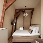 Hotel House Of Adam