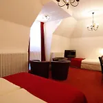 Hotel House Of Adam